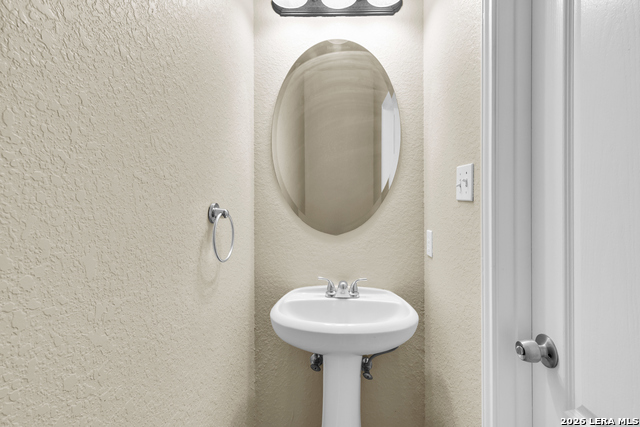 Image 4 of 25 For 8015 Clyde Dent