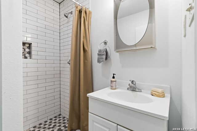 Image 28 of 33 For 124 Bryn Mawr