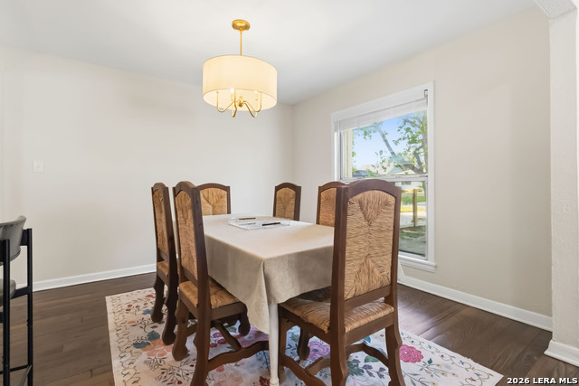 Image 7 of 33 For 124 Bryn Mawr