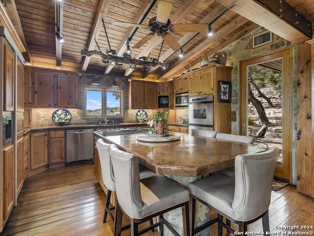 Image 14 of 50 For 27728 Ramblewood Street