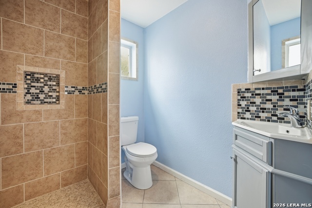 Image 15 of 28 For 5911 Middlefield