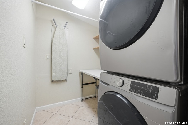 Image 21 of 28 For 5911 Middlefield