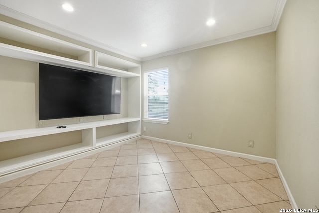 Image 9 of 28 For 5911 Middlefield