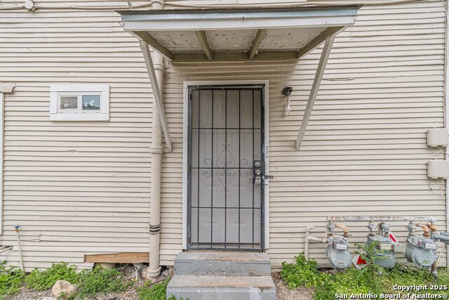 Details for 2407 South New Braunfels Avenue  3, San Antonio, TX 78210