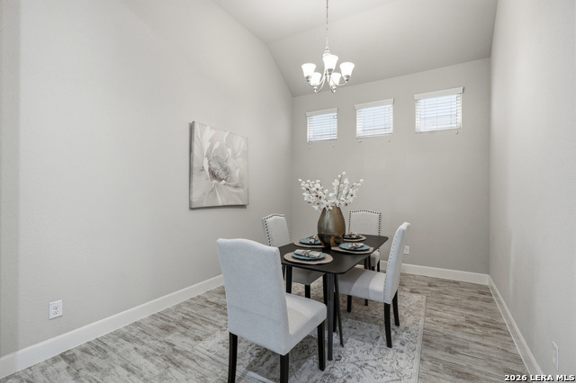 Image 19 of 48 For 21918 Big Bend Canyon