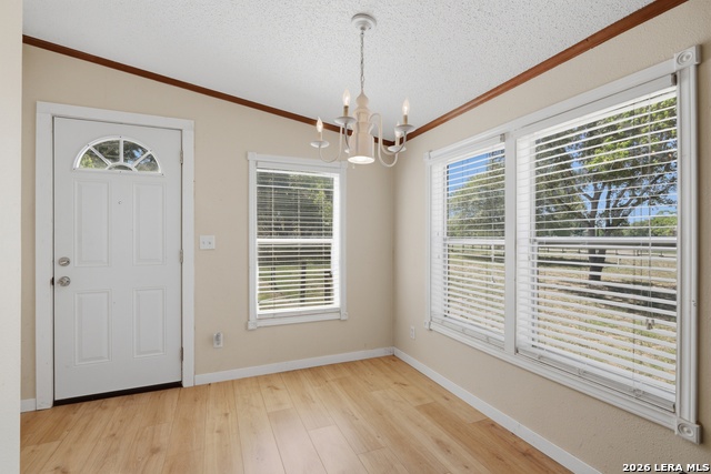 Image 15 of 34 For 205 Creekview