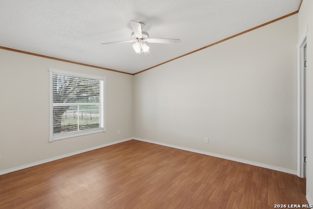 Image 21 of 34 For 205 Creekview