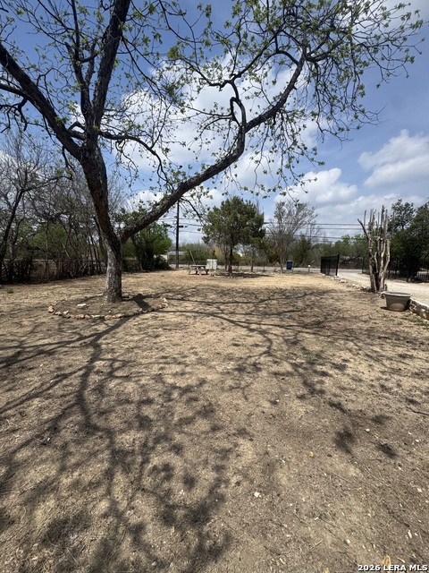 Image 10 of 19 For 210 Quill W