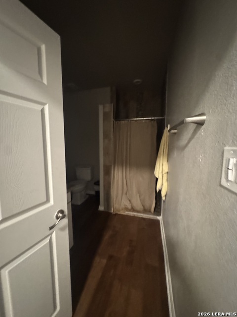 Image 9 of 19 For 210 Quill W