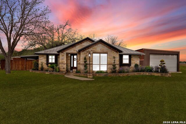 Details for 768 County Road 664, Devine, TX 78016