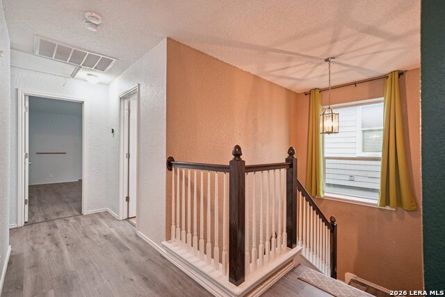 Image 19 of 39 For 9536 Gold Stage