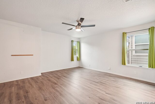 Image 22 of 39 For 9536 Gold Stage