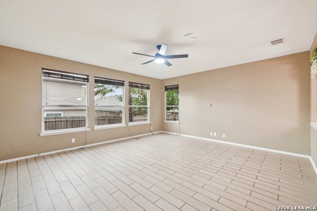 Image 8 of 39 For 9536 Gold Stage