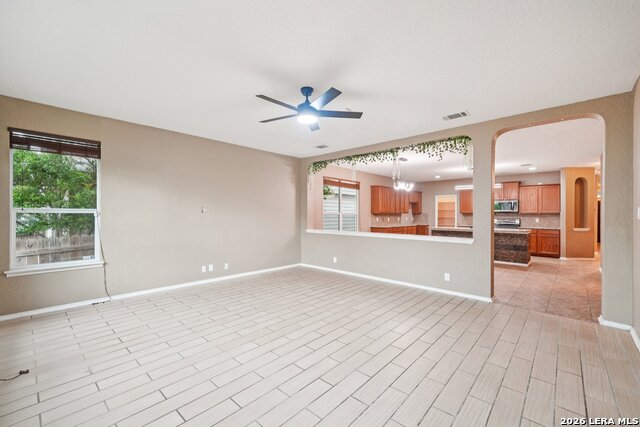 Image 9 of 39 For 9536 Gold Stage