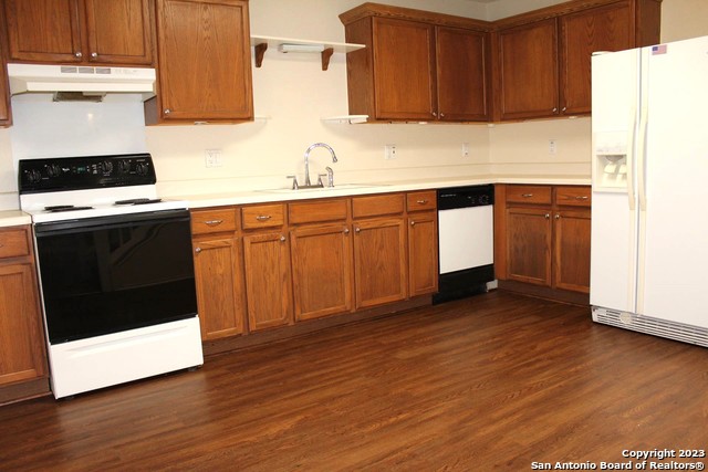 Image 7 of 13 For 1319 Carmel Oaks