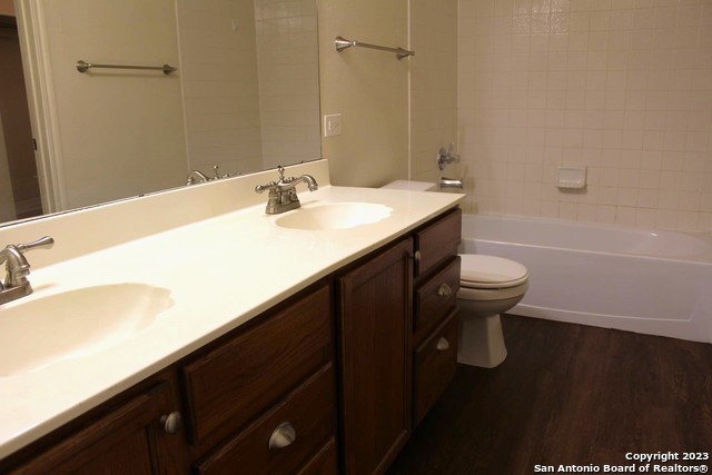 Image 9 of 13 For 1319 Carmel Oaks