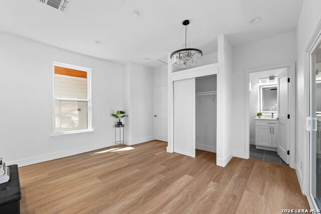 Listing photo id 30 for 117 Carle  