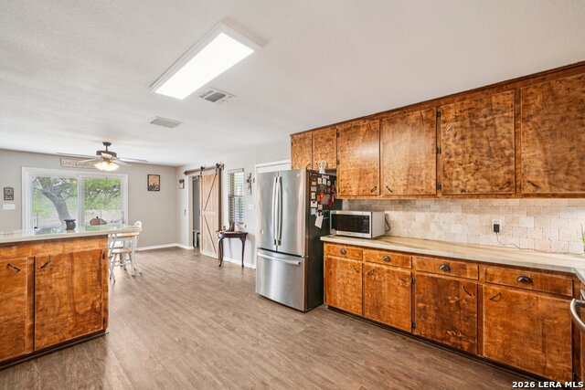 Image 22 of 50 For 748 Fm 2102  