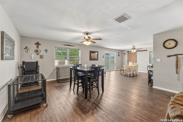 Image 31 of 50 For 748 Fm 2102  