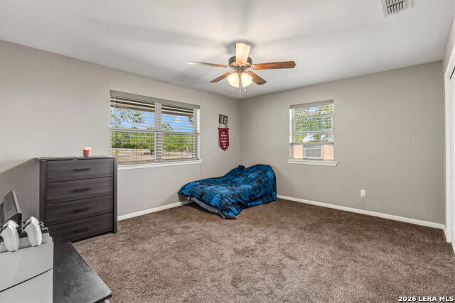 Image 44 of 50 For 748 Fm 2102  