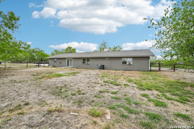 Image 7 of 50 For 748 Fm 2102  