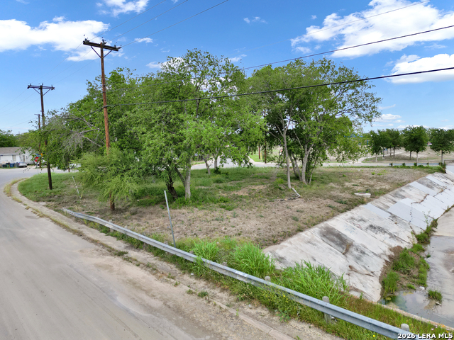 Image 14 of 16 For 430 Betty Jean