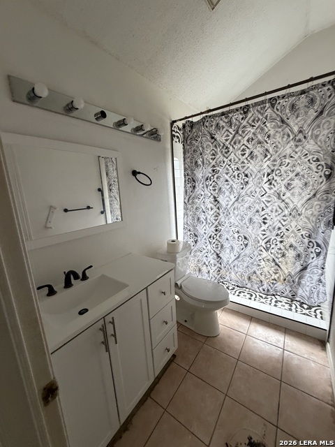 Image 3 of 7 For 3662 Candlehead