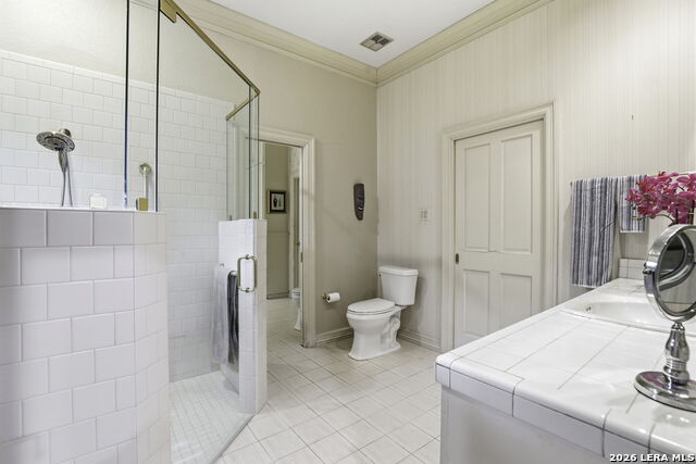 Image 17 of 30 For 21759 Forest Waters