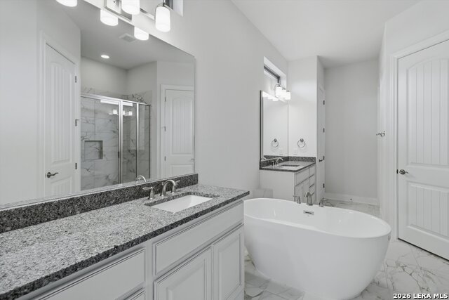 Image 19 of 36 For 3835 Escalera