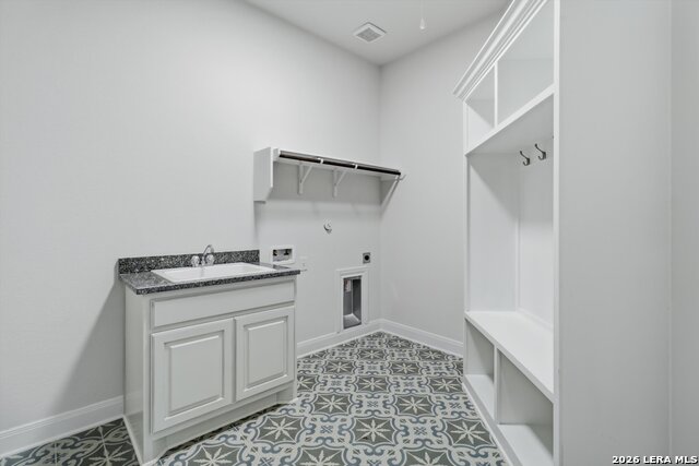 Image 31 of 36 For 3835 Escalera