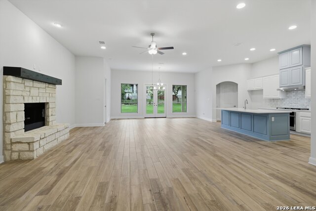 Image 8 of 36 For 3835 Escalera