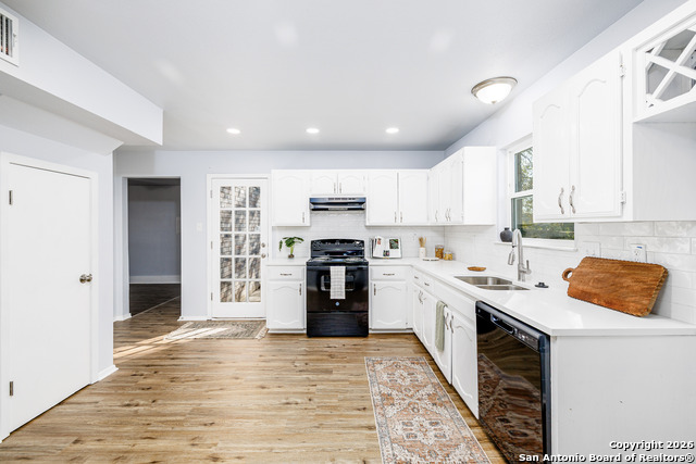 Image 10 of 36 For 5703 Honeygold