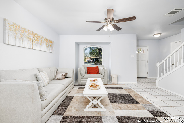 Image 6 of 36 For 5703 Honeygold