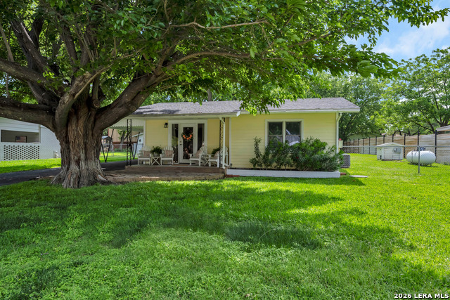 Details for 301 Riverside Drive, Kingsland, TX 78639