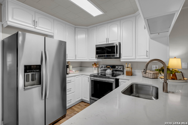 Image 12 of 38 For 301 Riverside Drive