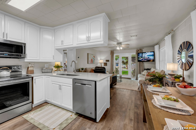 Image 15 of 38 For 301 Riverside Drive