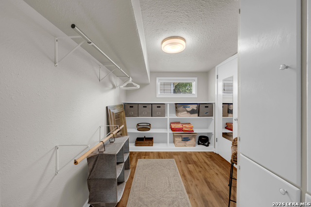 Image 18 of 38 For 301 Riverside Drive