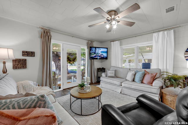 Image 6 of 38 For 301 Riverside Drive