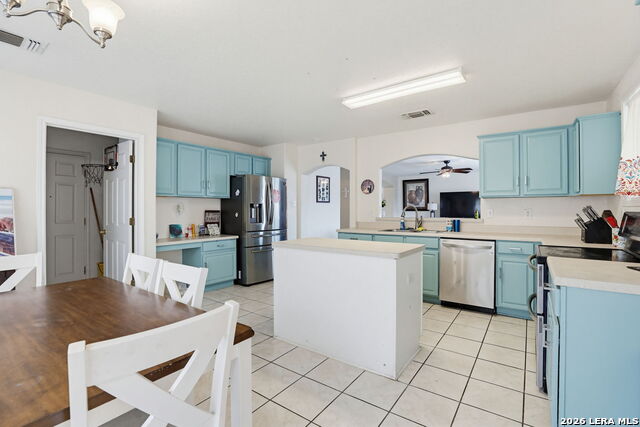 Listing photo id 9 for 8403 Apache  