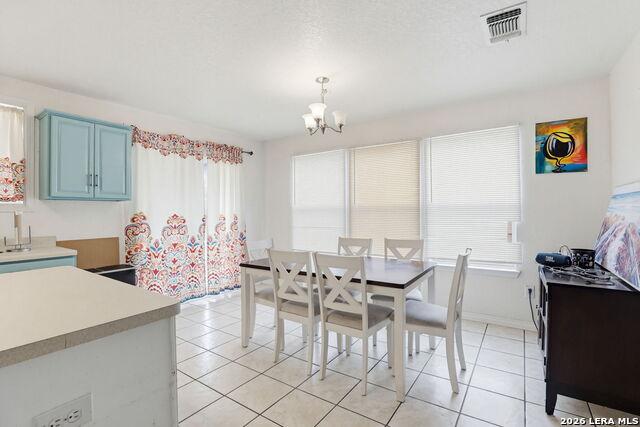 Listing photo id 10 for 8403 Apache  