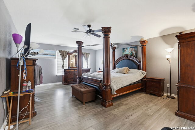 Listing photo id 12 for 8403 Apache  