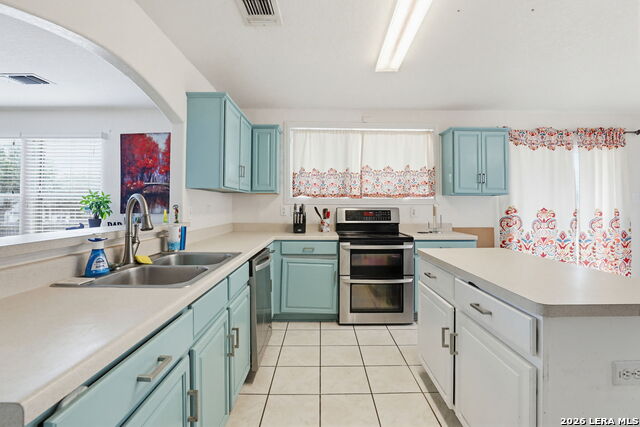 Listing photo id 7 for 8403 Apache  