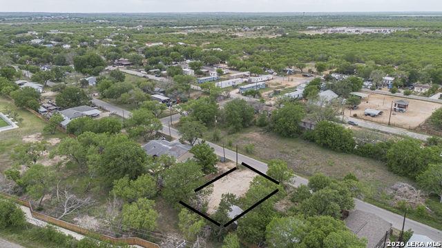 Image 6 of 10 For 15608 Martinez