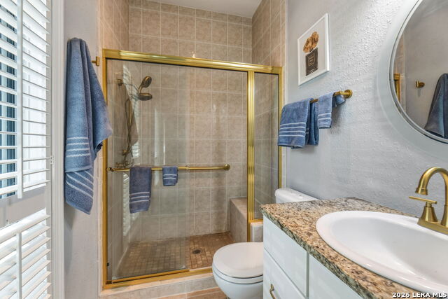 Image 21 of 35 For 7711 Broadway  20b