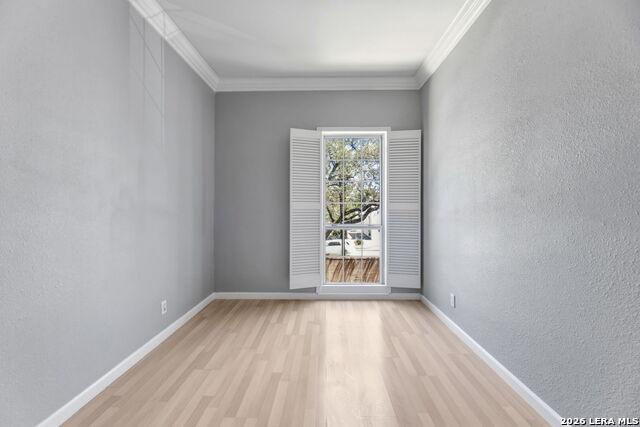 Image 26 of 35 For 7711 Broadway  20b