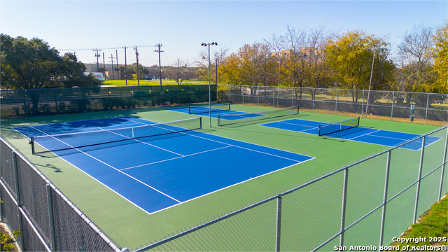 Image 33 of 35 For 7711 Broadway  20b