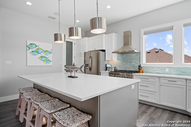 Image 4 of 52 For 107 Windjammer