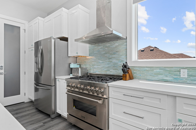 Image 42 of 52 For 107 Windjammer