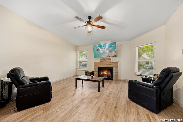 Image 5 of 27 For 9118 Autumn Mdws