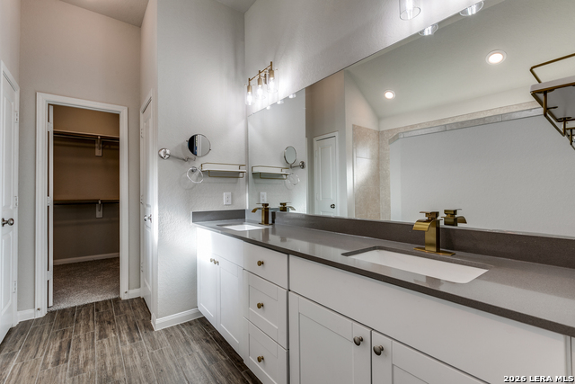 Image 11 of 25 For 15233 Cheshire